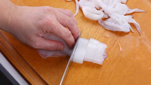 Bánh củ mã thầy ngọt mát cho mùa hè năng năng động