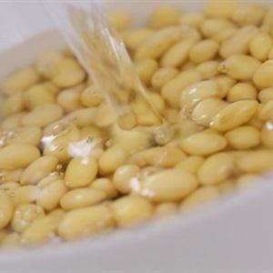 Cách làm bánh củ sen