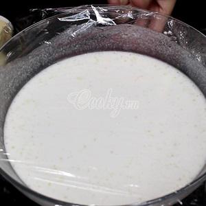 Cách làm bánh cuốn bằng chảo chống dính