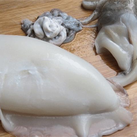 Cách làm bánh cuốn chả mực