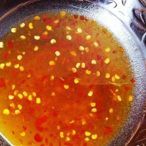 Cách làm bánh cuốn chả mực