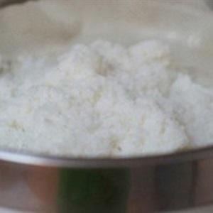 Cách làm bánh cuộn dứa