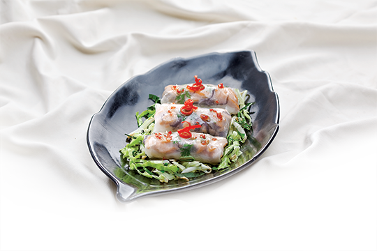 Bánh cuốn nhân cá hồi