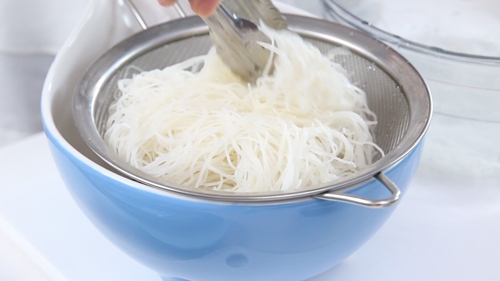 Bánh cuộn rau củ ngon ngất ngây