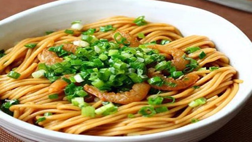 Bánh cuộn rau củ ngon ngất ngây