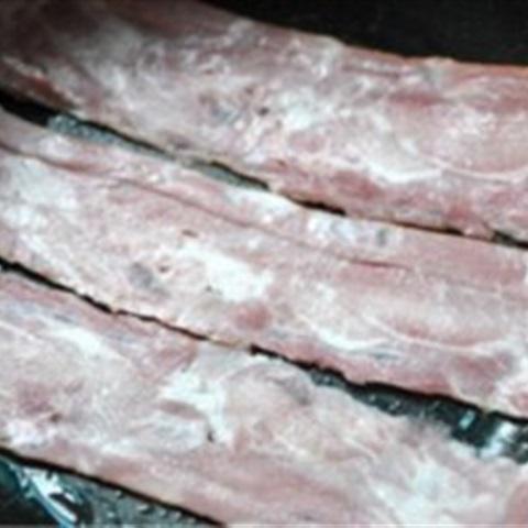 Cách làm bánh cuốn thịt xông khói