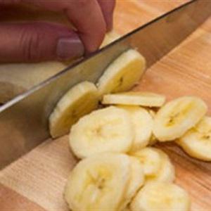 Cách làm bánh cuộn trái cây