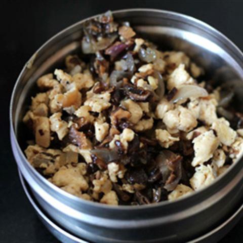 Cách làm bánh cuốn tráng chảo