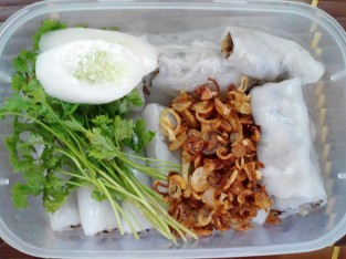 Bánh cuốn tráng chảo