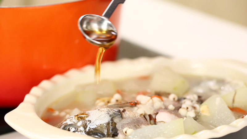 Bánh cuộn trứng, dưa leo thanh đạm, dễ ăn