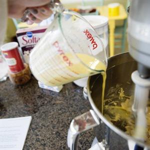 Cách làm bánh cupcake caramel