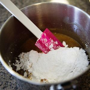 Cách làm bánh cupcake caramel