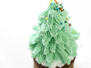 Bánh cupcake cây thông