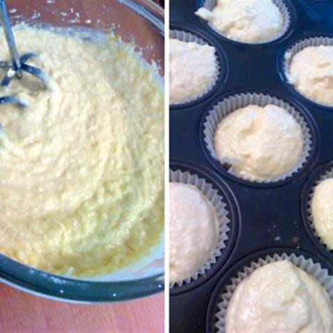 Cách làm bánh cupcake chanh dừa