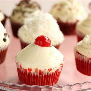 Cách làm bánh cupcake đỏ rực