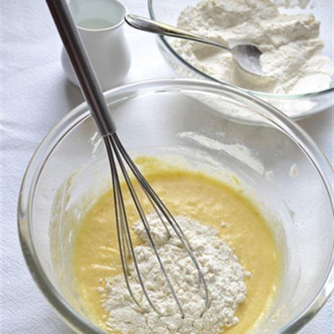 Cách làm bánh cupcake hoa hồng