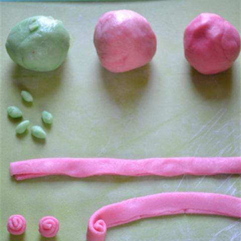 Cách làm bánh cupcake hoa hồng