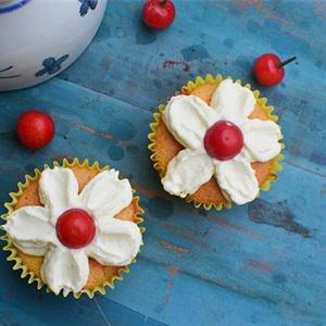 Cách làm bánh cupcake hình hoa