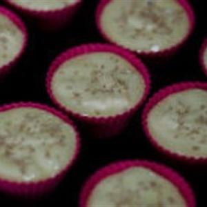 Cách làm bánh cupcake mè