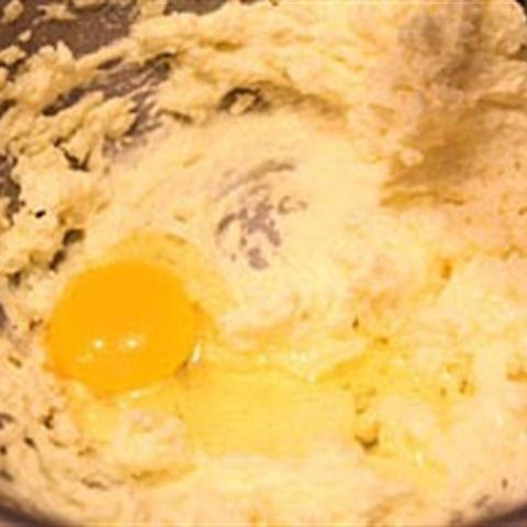 Cách làm bánh cupcake người tuyết