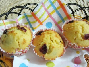 Bánh cupcake sữa chua nham lê