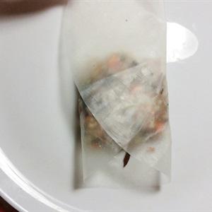 Cách làm bánh đa nem bọc tôm