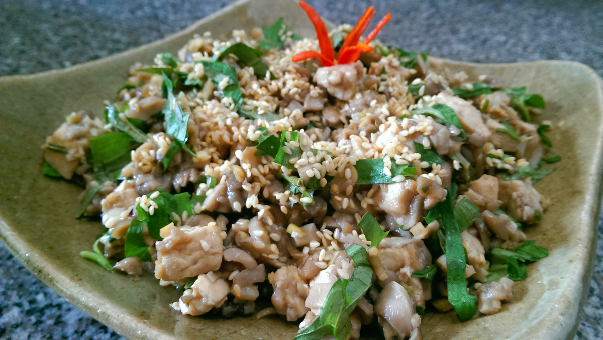 Bánh đa nướng xúc nấm đậu giải nhiệt ngày Hè