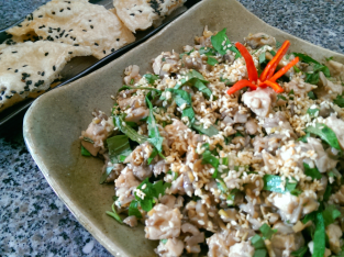 Bánh đa nướng xúc nấm đậu giải nhiệt ngày Hè