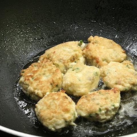 Cách làm bánh đậu hũ chiên