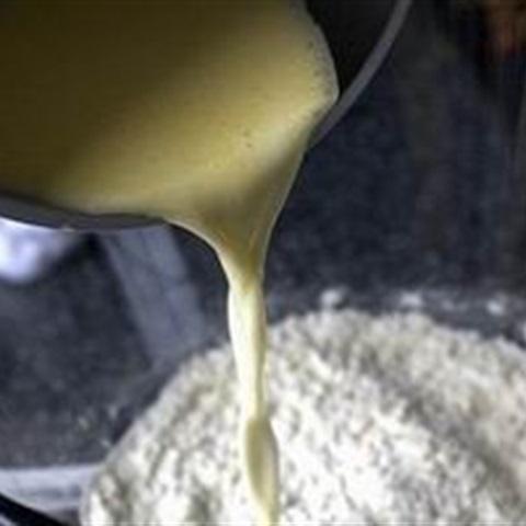 Cách làm bánh dâu tây không cần lò nướng