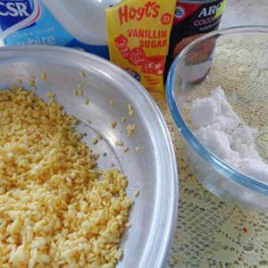 Cách làm bánh đậu xanh dừa nạo