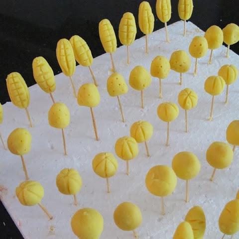 Bánh đậu xanh trái cây