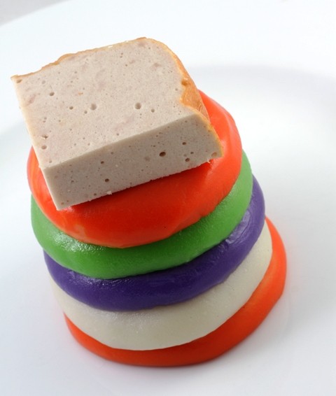 Bánh dày ngũ sắc