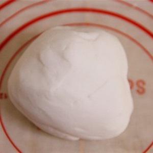 Cách làm bánh dẻo nhân tôm