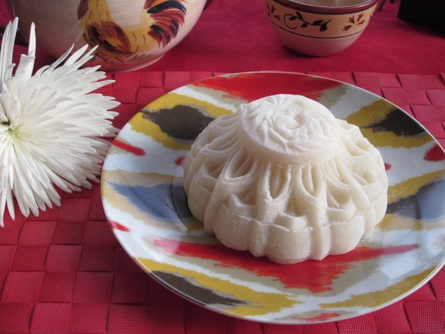 Bánh dẻo trung thu nhân đậu xanh truyền thống