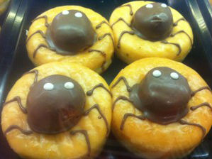 Bánh donut hình nhện