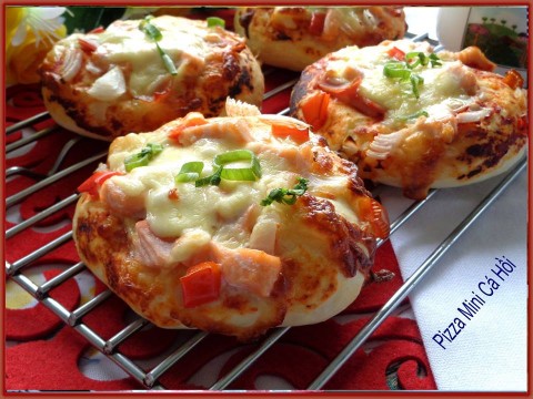 Bánh Doremon nhân kem trứng sữa