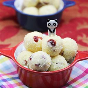 Cách làm bánh dừa nam việt quất