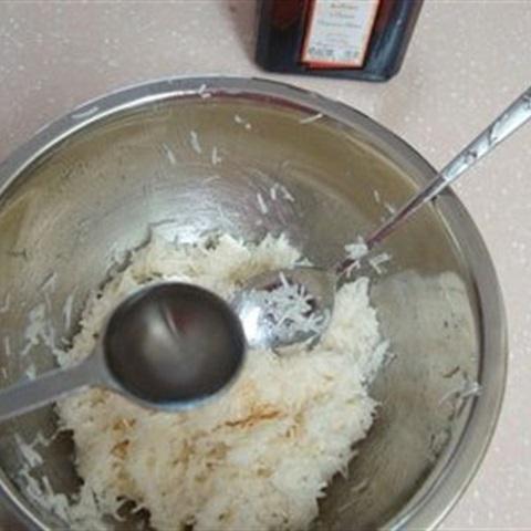 Cách làm bánh dừa nạo