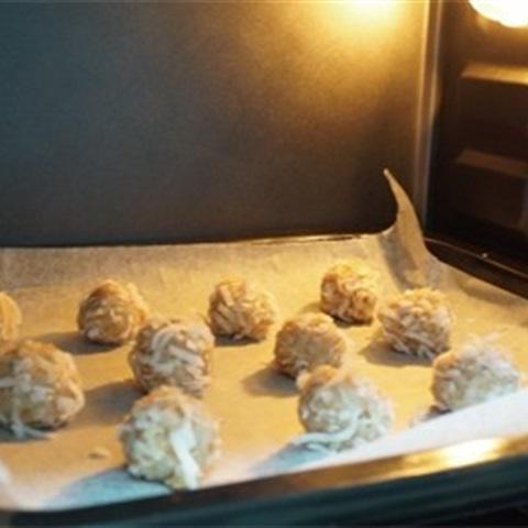 Cách làm bánh dừa nướng giòn