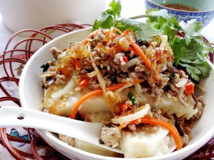 Bánh đúc mặn ngon không thể cưỡng