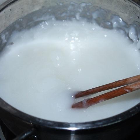 Cách làm bánh đúc nóng