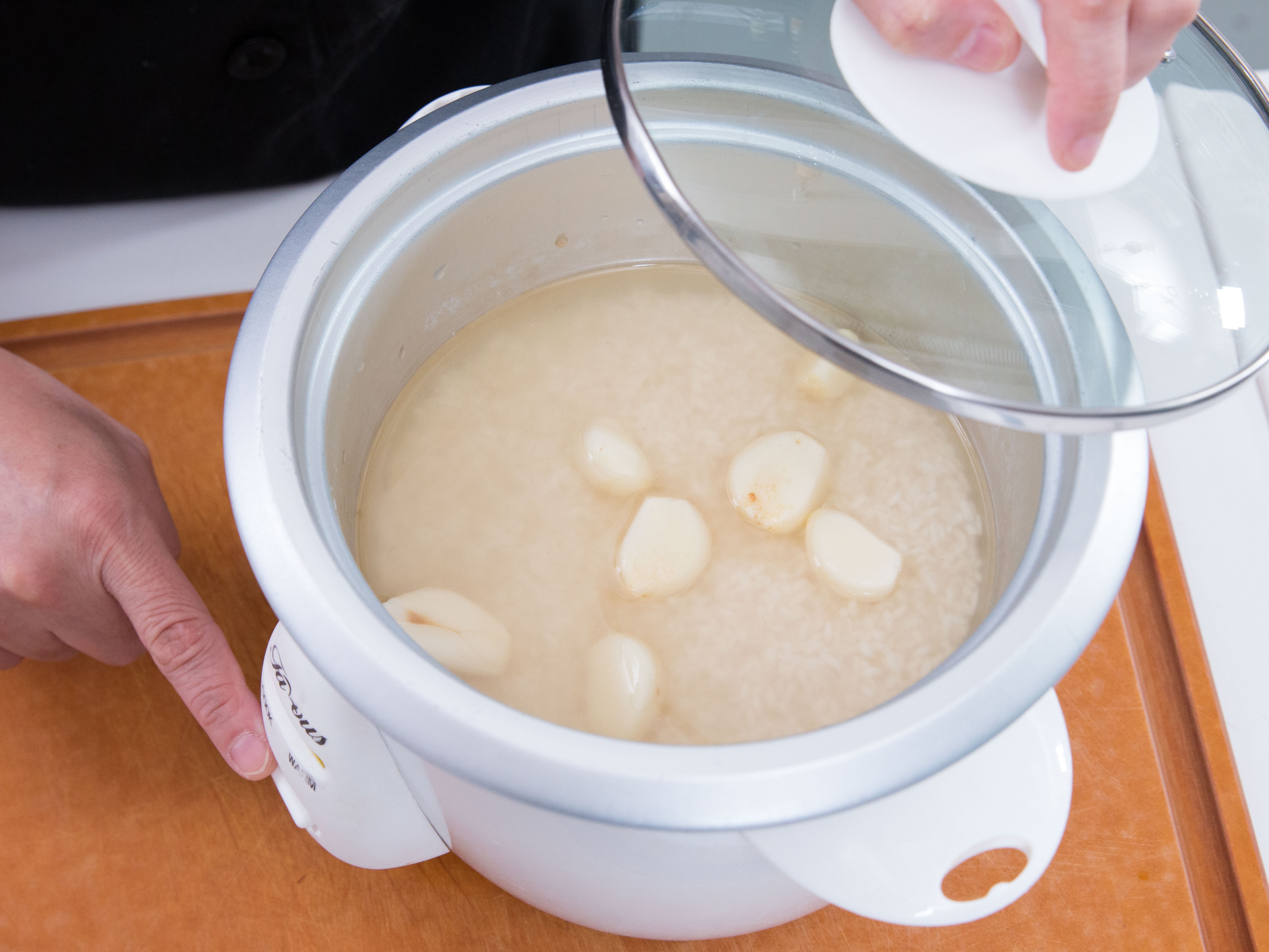 Bánh đúc tôm chấy dân dã, hấp dẫn ngay từ cái tên