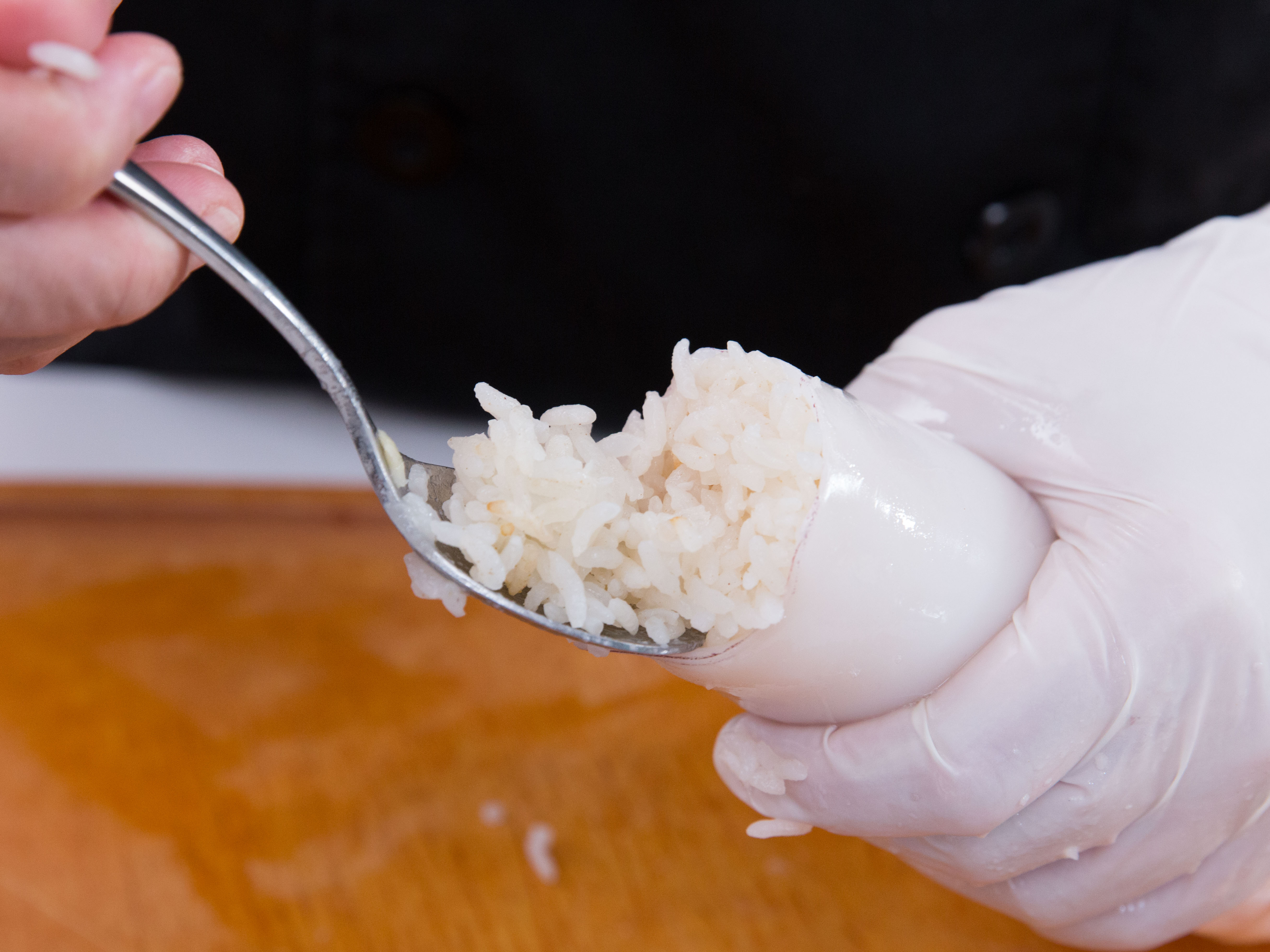 Bánh đúc tôm chấy dân dã, hấp dẫn ngay từ cái tên