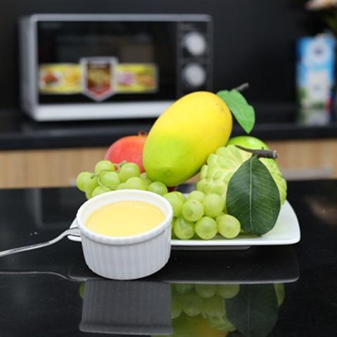 Cách làm bánh flan bằng lò vi sóng