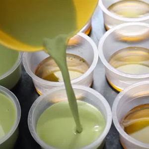 Cách làm bánh flan hương trà xanh