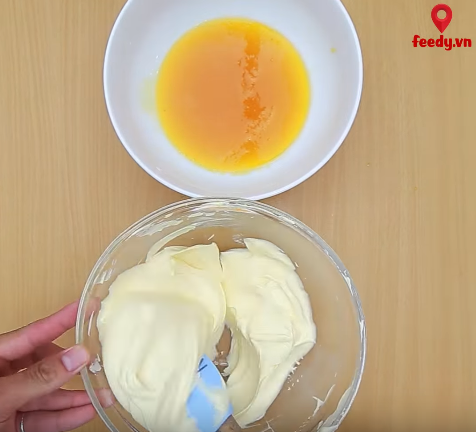 Bánh flan phô mai mềm thơm, ngon ngậy từng miếng