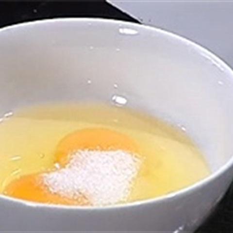 Cách làm bánh flan rau câu cho bé