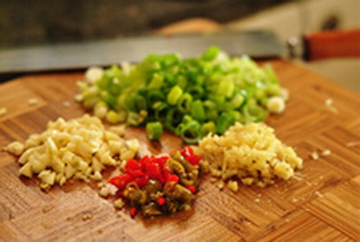 Bánh gà chiên xù thơm ngon giòn rụm