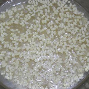 Cách làm bánh gấc đỏ mọng